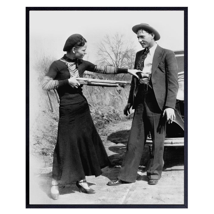 Bonnie and Clyde with Gun Vintage Photo Art Print - Wall Art Poster - Unique Western Home Decor - Gift for True Crime and History Buffs - 8x10 Photo Unframed