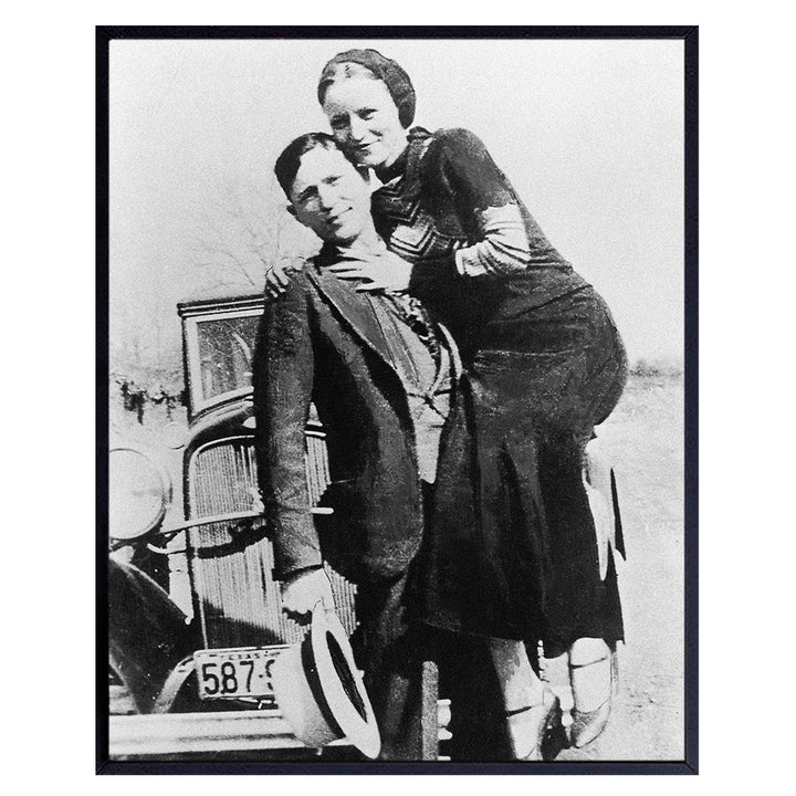 Bonnie and Clyde Vintage Picture Photo - Historic Outlaw, Bank Robber, Gangster Wall Decor - Unique Gift for Men, Boys, Teens, Historian, American History Fan - Wall Art for Bar, Man Cave