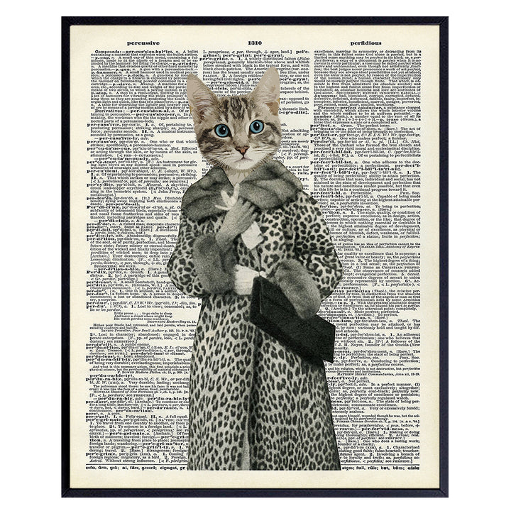 Glamour Fashion Cat Wall Decor - Cat Wall Art - Photo Picture for Veterinarian Office - Chic Glam Gift for Pet, Animal, Kitty, Kitten Cat Lover, Vet, Designer Couture Fan - 8x10 Poster Print