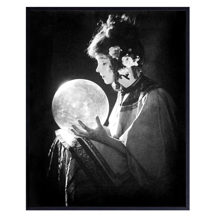 Pagan Gothic Wall Art - Crystal Ball - Goth Home Decor - Creepy Fortune Teller, Psychic - Gift for Wicca, Wiccan, Occult, Paganism, Horror Movies Fans - Black Magic Picture - Vintage Hollywood Poster