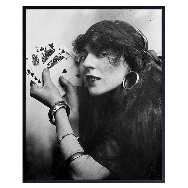 Fortune Teller Psychic Photo - Gothic Home Decor - Goth Wall Art - Wicca Wiccan Gifts - Scary Horror Movies - Vintage Hollywood Poster Picture - Creepy Halloween Decoration - Home Theater Decor