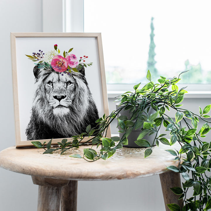 Lion Wall Decor Picture - Lion Wall Art Poster Room Decorations - Jungle Animals Bedroom Decor for Women, Kids, Teens or Girls Room, Living Room, Baby Nursery - Cute Girly Gift for Women