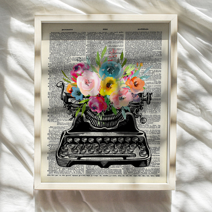 Shabby chic Typewriter Wall Art - Vintage Floral Home Decor for Women, Writer, Teacher, Journalist, Personal Assistant, Secretary - Retro Living room Bedroom Wall Decor - Unique Gift Idea