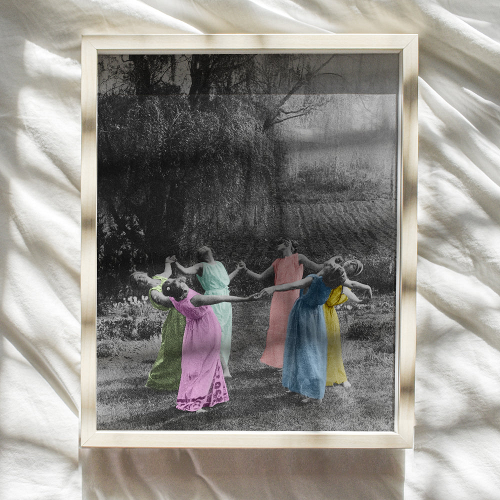 Gothic Wall Decor - Wicca Decor Wall Art - Wiccan Decor - Witch Decor - Gift for Witchcraft and Black magic Fans - Goth Room Decor - Creepy Scary Vintage Picture Photo - Halloween Decorations UNFRAMED