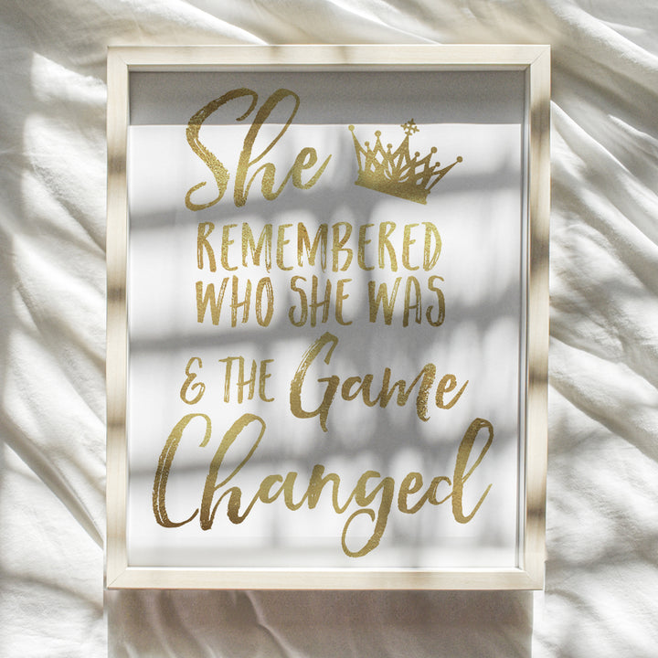 Inspirational Wall Art & Decor for Women, Teen Girls - She Remembered Who She Was And the Game Changed - Motivational Positive Quotes Sayings - Uplifting Encouragement Gifts - Uplifting Posters